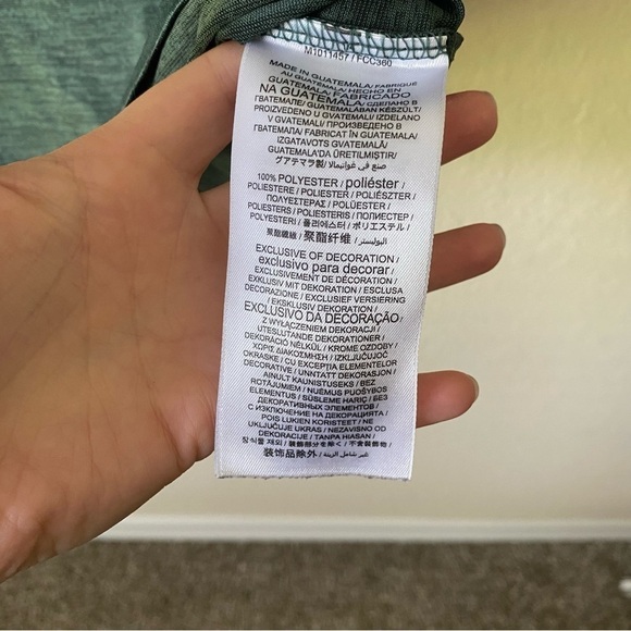 Fanatics | Men's University of Miami UM Lightweight T-Shirt Size Large - Picture 4 of 5